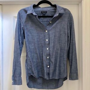 🍀 Lucky Brand • Chambray Button Down Shirt